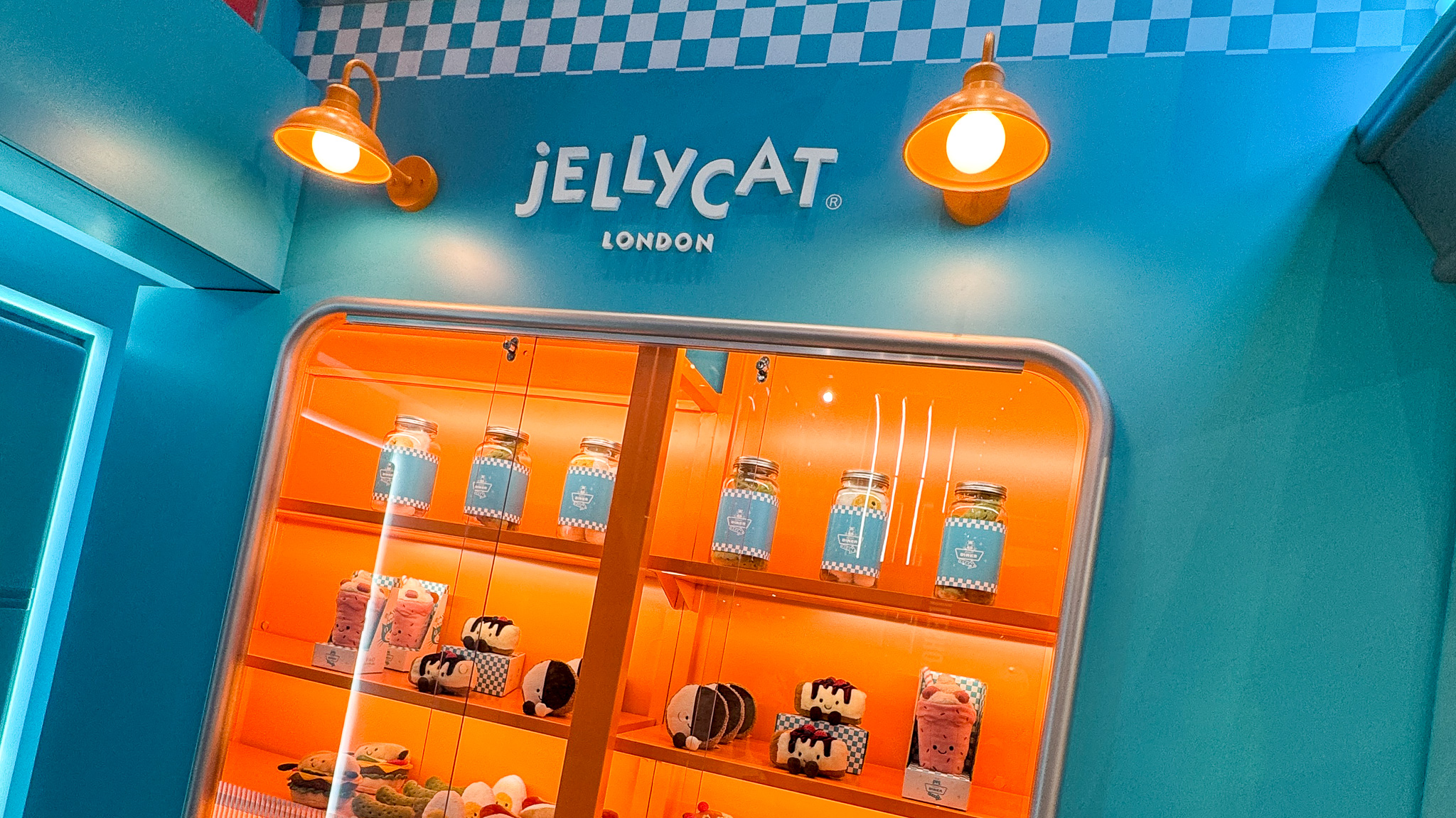 Your Holiday Jellycat According to Your Zodiac Sign